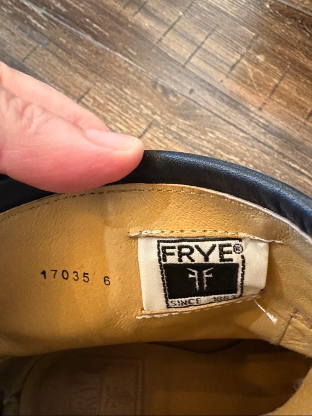 Frye‎ Black Leather Harness Ring Booties - Picture 5 of 8